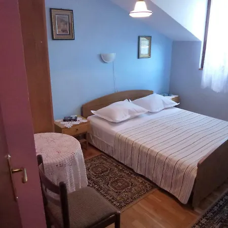 Zmiric * Primosten