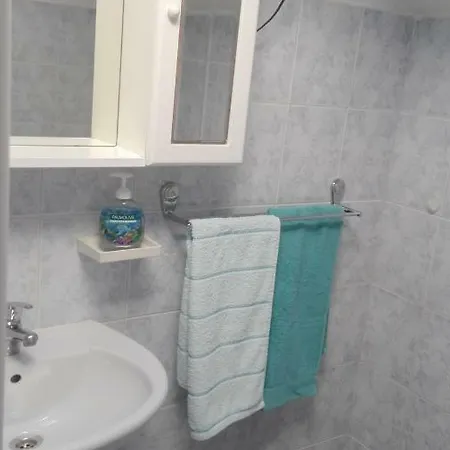 Zmiric Apartment *